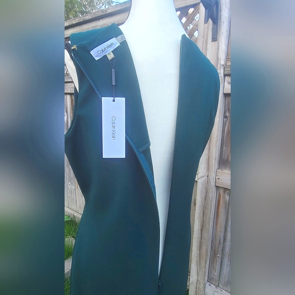 NWT Calvin Klein Beaded Sheath Dress, Green, Size 12 - Picture 4 of 12